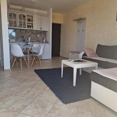 Marta Apartment Petrovac Екстер'єр фото