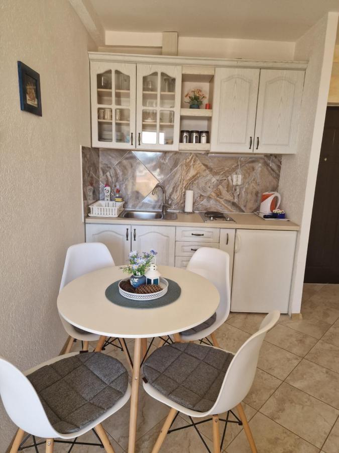 Marta Apartment Petrovac Екстер'єр фото
