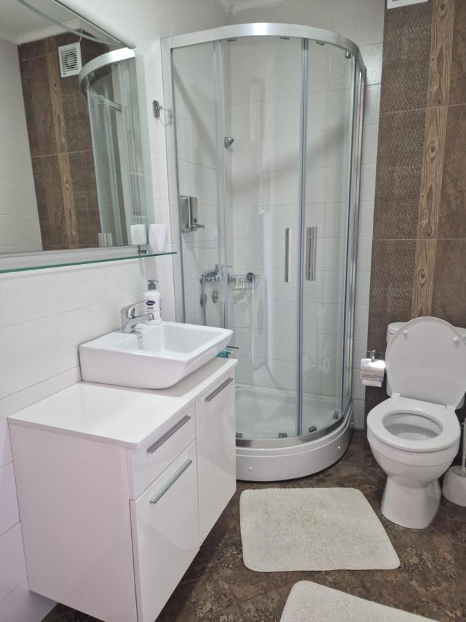 Marta Apartment Petrovac Екстер'єр фото